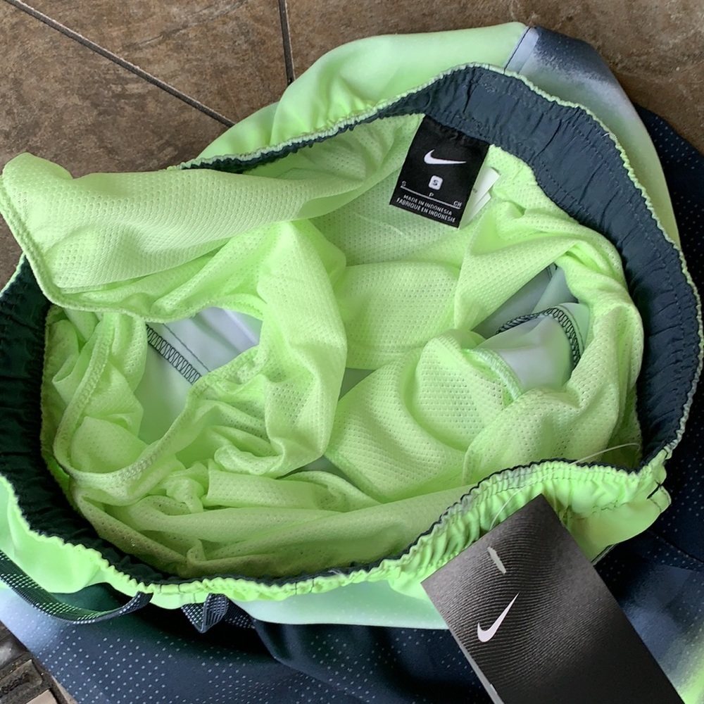 NIKE REPEL SWIMMING SHORTS MENS - Picture 9 of 12
